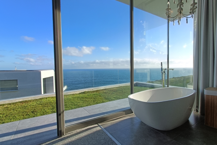 5 Bedroom Property for Sale in Pinnacle Point Golf Estate Western Cape